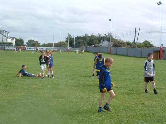 Cluiche Faoi 10
