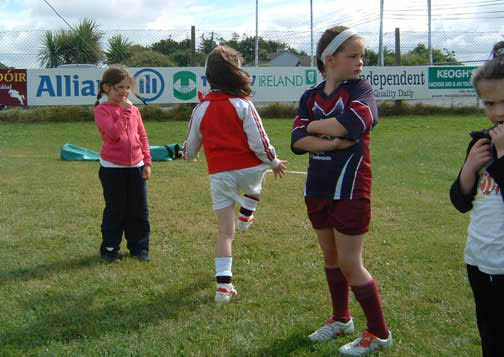 Cl�ona, Adhna agus Caitr�ona