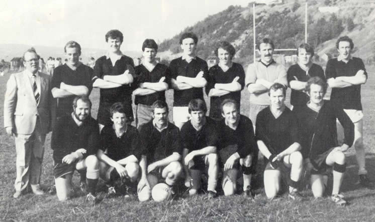 An Fhoireann a d'imir i Huddersfield i 1985